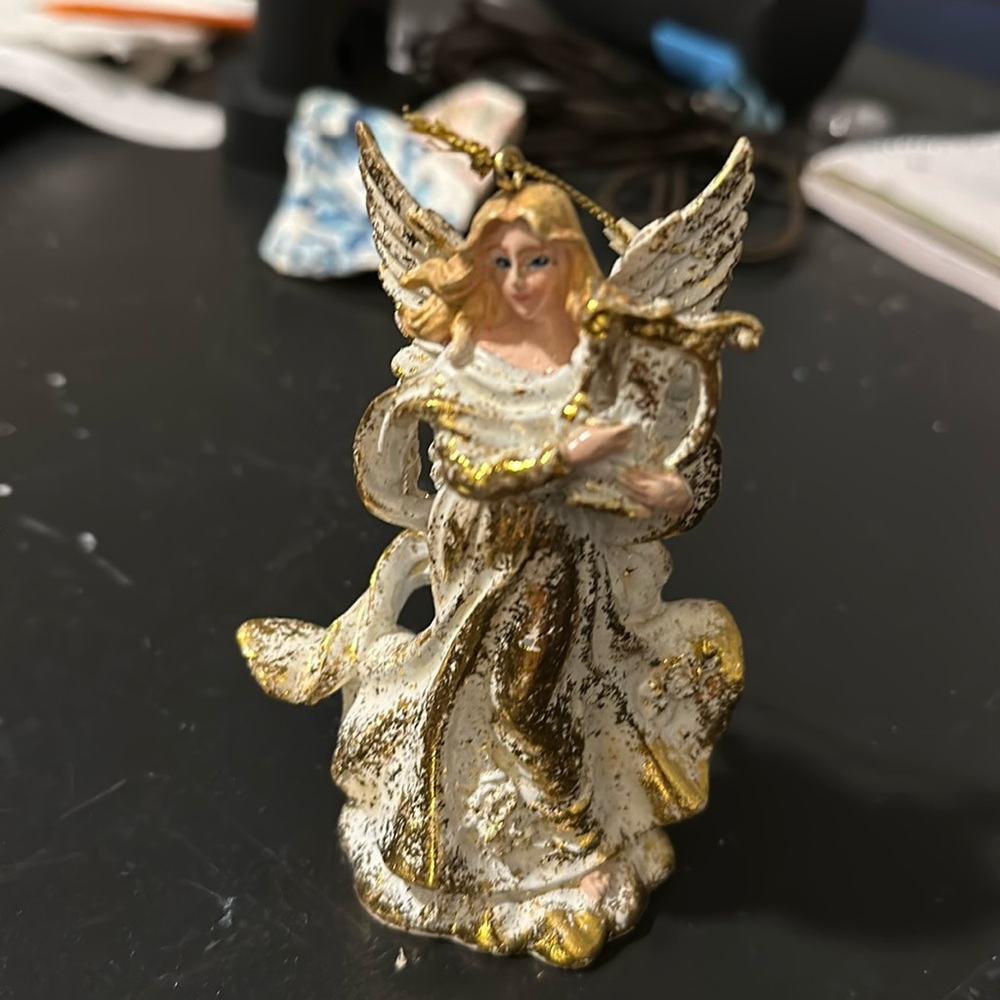 Angel with harp ornament